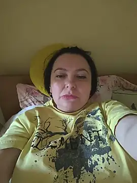 EmmaEmmy40 online show from 26, 5, 2026