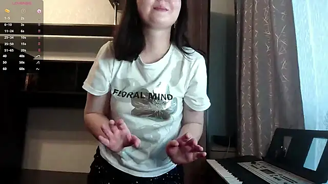 Snapshot of RebelDesiree chatting on 15, 7, 2026 RebelDesiree online show from 15, 7, 2026