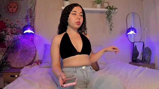 Snapshot of Honey_Sofi chatting on 5, 8, 2026 Honey Sofi online show from 5, 8, 2026