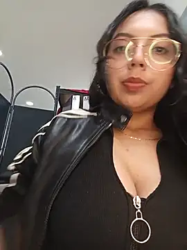Snapshot of JENNIFER__03 chatting on 24, 7, 2026 JENNIFER 03 online show from 24, 7, 2026
