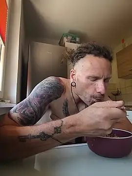 Snapshot of Tattooangel4172 chatting on 19, 6, 2026 Tattooangel4172 online show from 19, 6, 2026
