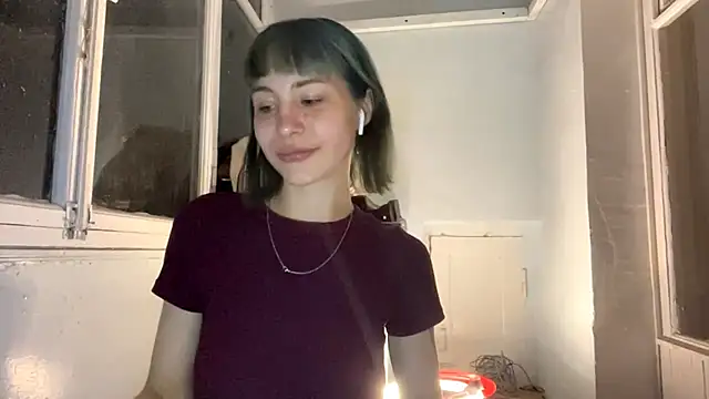 Snapshot of SuccubKira chatting on 30, 5, 2026 SuccubKira online show from 30, 5, 2026