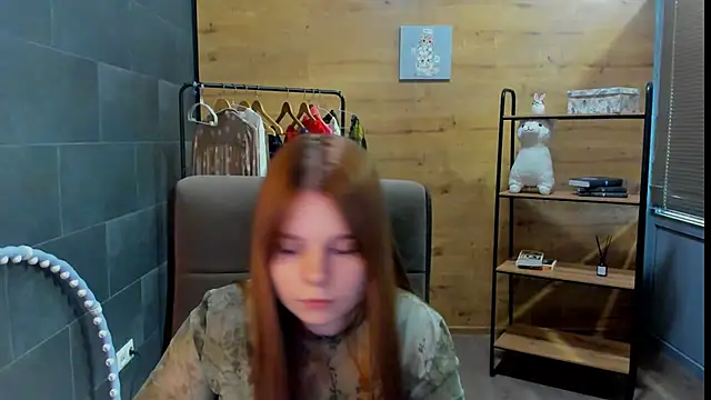BarbaraaYoungg online show from 13, 5, 2026