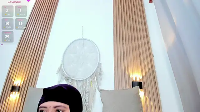 Snapshot of yasmin_dina chatting on 1, 6, 2026 yasmin dina online show from 1, 6, 2026