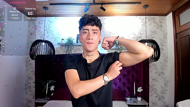 Snapshot of Spencerwhite_ chatting on 13, 5, 2026 Spencerwhite online show from 13, 5, 2026