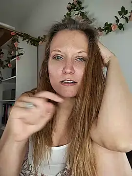 Snapshot of Candy_Cougar chatting on 10, 7, 2026 Candy Cougar online show from 10, 7, 2026