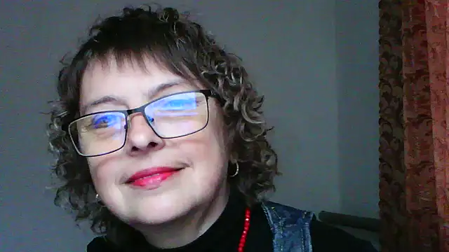 Snapshot of ElizabethGorden chatting on 3, 6, 2026 ElizabethGorden online show from 3, 6, 2026