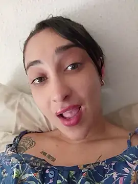 Snapshot of gatacantabra chatting on 9, 6, 2026 gatacantabra online show from 9, 6, 2026