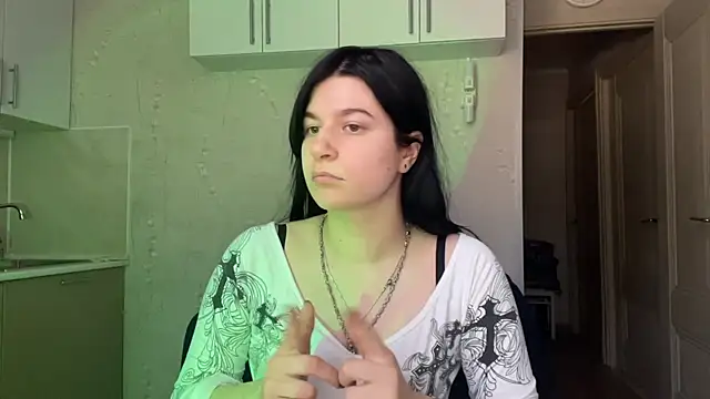 Snapshot of GrayceDeclet chatting on 5, 8, 2026 GrayceDeclet online show from 5, 8, 2026