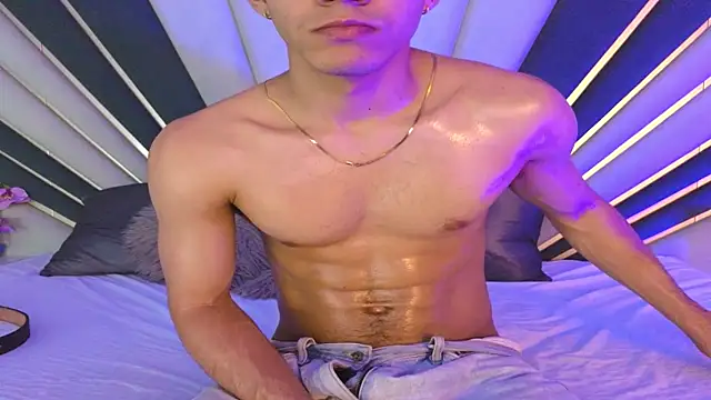 Snapshot of Sebastian_Vega chatting on 27, 5, 2026 Sebastian Vega online show from 27, 5, 2026