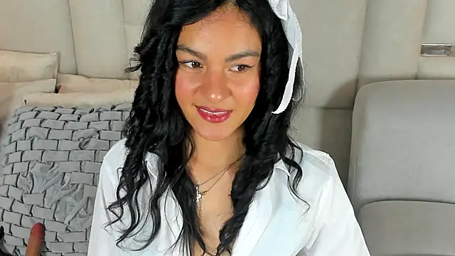Snapshot of Violet_vyx chatting on 16, 5, 2026 Violet vyx online show from 16, 5, 2026