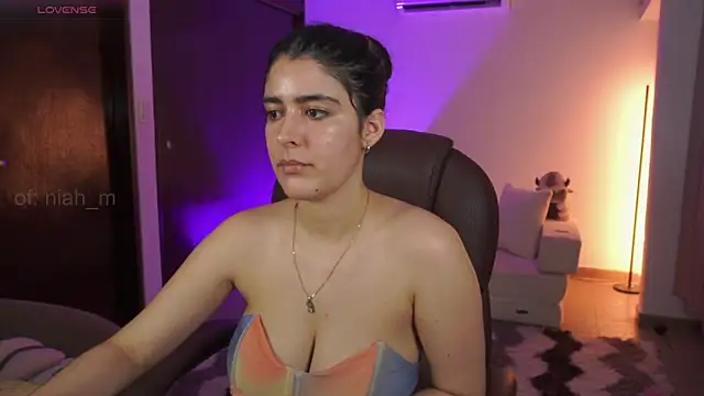 Snapshot of _Niah chatting on 7, 6, 2026 Niah online show from 7, 6, 2026