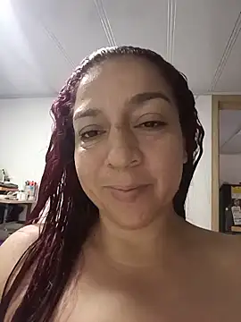 Snapshot of Tumilf chatting on 13, 5, 2026 Tumilf online show from 13, 5, 2026