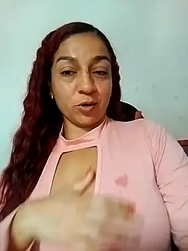 Snapshot of Tumilf chatting on 17, 5, 2026 Tumilf online show from 17, 5, 2026