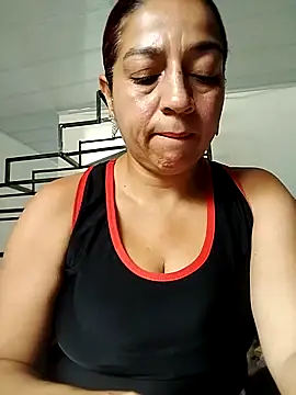 Snapshot of Tumilf chatting on 27, 5, 2026 Tumilf online show from 27, 5, 2026