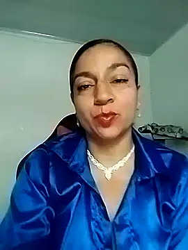 Snapshot of Tumilf chatting on 4, 6, 2026 Tumilf online show from 4, 6, 2026