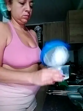 Snapshot of Tumilf chatting on 9, 6, 2026 Tumilf online show from 9, 6, 2026