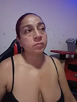 Snapshot of Tumilf chatting on 23, 6, 2026 Tumilf online show from 23, 6, 2026