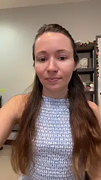 Snapshot of Mini_girl_do_it_better chatting on 29, 5, 2026 Mini girl do it better online show from 29, 5, 2026
