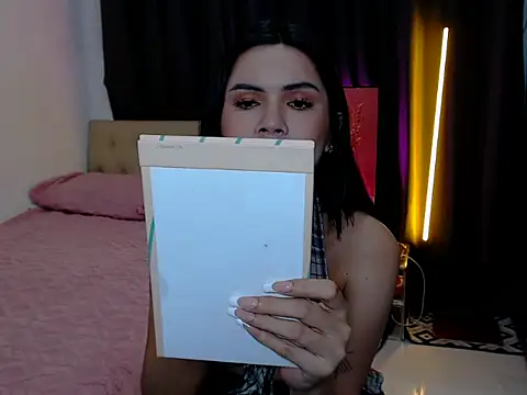 Snapshot of Alexandra_Kenn chatting on 12, 7, 2026 Alexandra Kenn online show from 12, 7, 2026