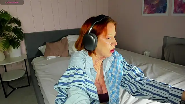 Maya foxy online show from 27, 5, 2026