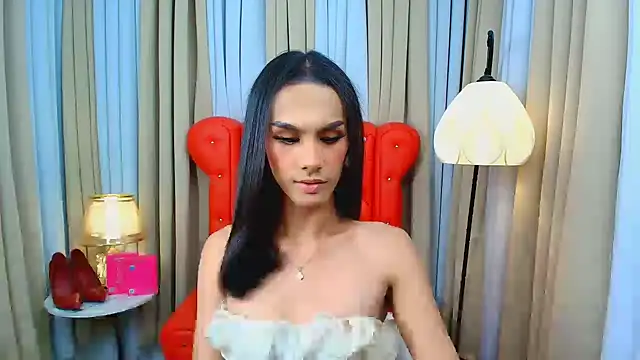 Snapshot of Estella_Hilton chatting on 14, 6, 2026 Estella Hilton online show from 14, 6, 2026