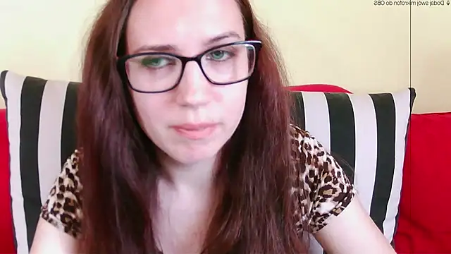 Snapshot of EmilyHotAngel chatting on 2, 6, 2026 EmilyHotAngel online show from 2, 6, 2026