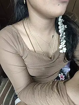 Snapshot of Tamil__Thara003 chatting on 23, 6, 2026 Tamil Thara003 online show from 23, 6, 2026