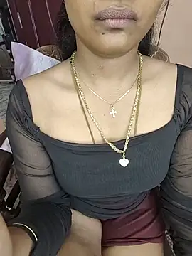 Snapshot of Tamil__Thara003 chatting on 25, 7, 2026 Tamil Thara003 online show from 25, 7, 2026