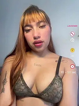 Camila Diaz  online show from 6, 5, 2026