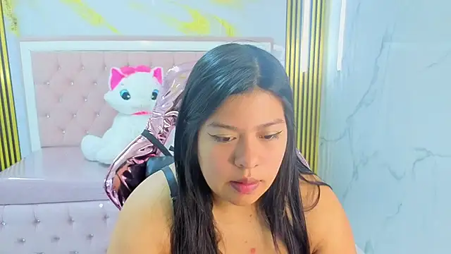 Snapshot of Isaa_s chatting on 7, 6, 2026 Isaa s online show from 7, 6, 2026