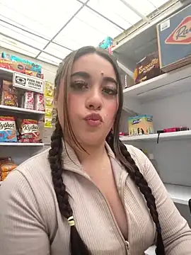 IvySanchez Pinkk online show from 2, 6, 2026