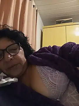 Snapshot of Milena1000 chatting on 23, 6, 2026 Milena1000 online show from 23, 6, 2026