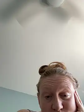 Kellilyn10 online show from 17, 5, 2026