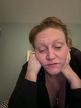 Kellilyn10 online show from 3, 6, 2026