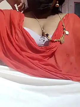Snapshot of tamilkavitha123 chatting on 24, 5, 2026 tamilkavitha123 online show from 24, 5, 2026