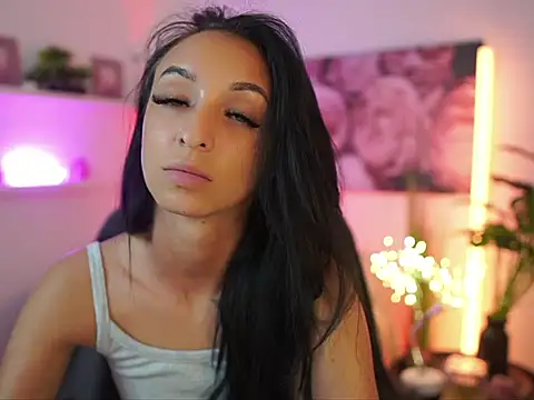 Nicole Dawn online show from 7, 5, 2026