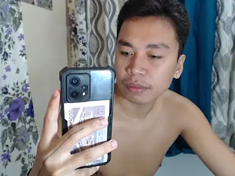 Snapshot of urasiankevin chatting on 20, 6, 2026 urasiankevin online show from 20, 6, 2026