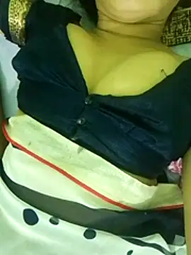 Snapshot of Komal_Bhabhi4u chatting on 2, 7, 2026 Komal Bhabhi4u online show from 2, 7, 2026