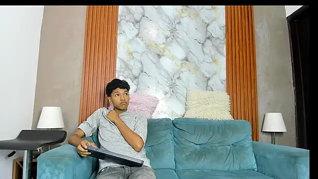 Snapshot of BOUL_GUYS chatting on 25, 6, 2026 BOUL GUYS online show from 25, 6, 2026