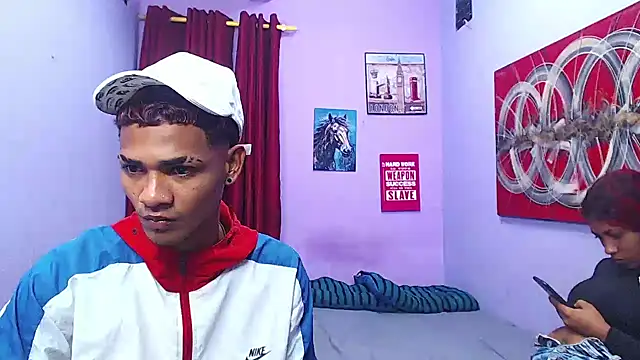 Snapshot of black_twinks chatting on 15, 7, 2026 black twinks online show from 15, 7, 2026