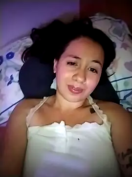 Snapshot of Annie_loveer chatting on 25, 6, 2026 Annie loveer online show from 25, 6, 2026