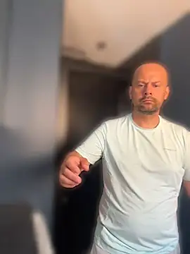 NakedAndrewHot online show from 30, 5, 2026