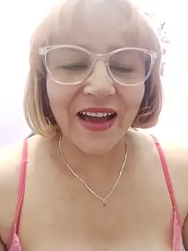 Snapshot of vitaminafranccesca chatting on 10, 6, 2026 vitaminafranccesca online show from 10, 6, 2026