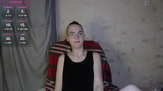 Snapshot of Alessa_Kiss chatting on 20, 6, 2026 Alessa Kiss online show from 20, 6, 2026