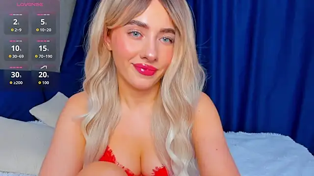 Snapshot of SabrinaKarter chatting on 26, 5, 2026 SabrinaKarter online show from 26, 5, 2026