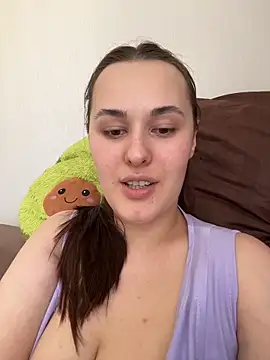 Snapshot of Queen_Monica_ chatting on 24, 5, 2026 Queen Monica online show from 24, 5, 2026