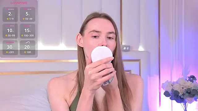 LillianYoung online show from 27, 5, 2026