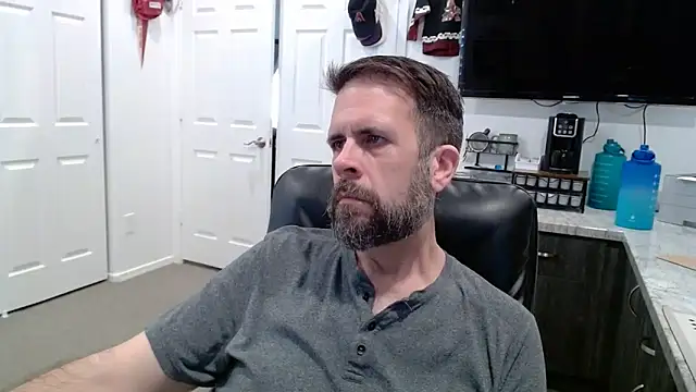 Lookyherre online show from 8, 5, 2026