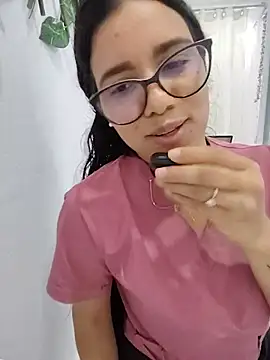 Snapshot of alanahot94 chatting on 13, 6, 2026 alanahot94 online show from 13, 6, 2026